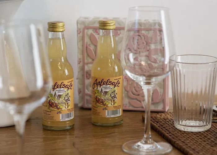 Rosige Zeiten, Ferien Im Fachwerkhaus * Mechernich